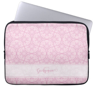Monogrammatische Art Deco Fans Preppy in roze mand Laptop Sleeve