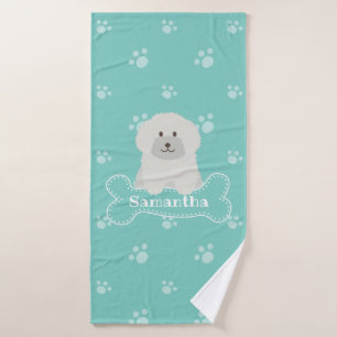 Monogramme blanc pelucheux mignon d'amant de chiot