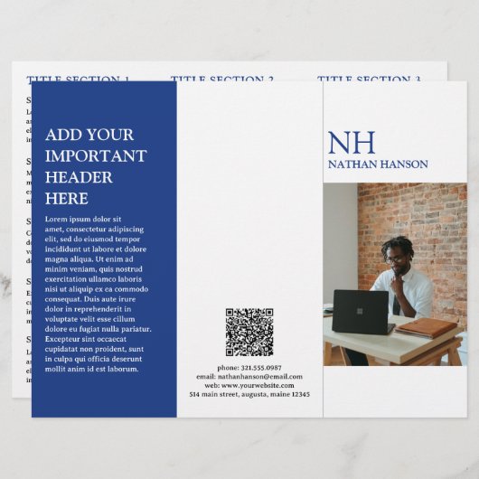 Monogramme bleu simple Brochure moderne (Devant / Derrière)