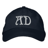 MONOGRAMME CASQUETTES (Devant)