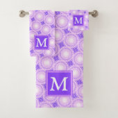 Monogramme cercles violets motif (En situation)