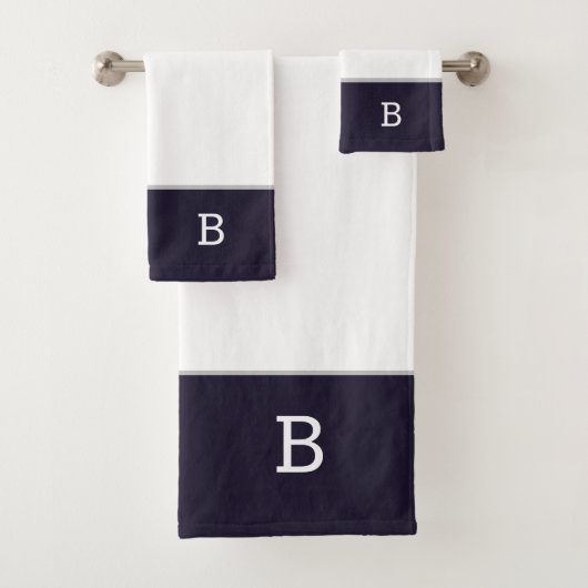 Monogramme classique bleu marine Ensemble de servi (En situation)