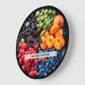 Monogramme Cuisine Thème Cuisine Mur Horloge (Angle)