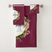 Monogramme de fleurs roses et bordeaux (En situation)