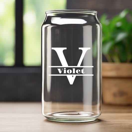 Monogramme de lettre V blanc minimaliste et nom pe