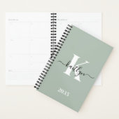 Monogramme de style moderne vert sauge (Devant avec enveloppe)
