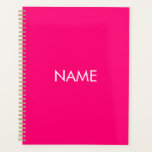 Monogramme de texte personnalisé minimaliste rose<br><div class="desc">Minimaliste fuchsia rose chaud magenta et blanc nom personnalisé texte monogramme initiales simple moderne élégant personnalisé Planner. Texte blanc entièrement personnalisable sur arrière - plan couleur uni rose chaud. Vous pouvez le personnaliser avec le nom de l'entreprise ou de l'entreprise,  l'année,  les initiales,  le monogramme,  etc.</div>