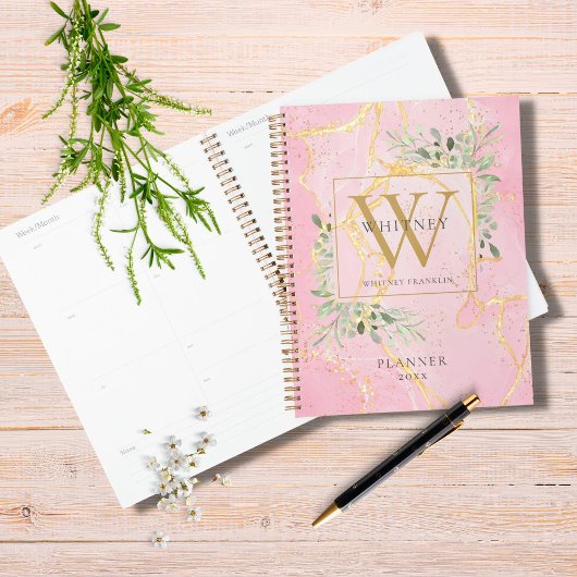 Monogramme de verdure de géode d'agate rose 2023