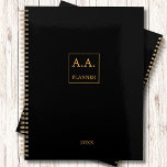 Monogramme du logo commercial noir et or<br><div class="desc">Logo d'entreprise Noir et or Monogram Planner Elégant, cool, glamour et unisex en noir élégant avec des lettres d'or élégantes. Personnalisez et ajoutez vos initiales. Ajoutez votre logo ou image personnalisé. Le nom est écrit avec un script de style moderne écrit à la main. Parfait pour tous les Entrepreneurs, propriétaires...</div>