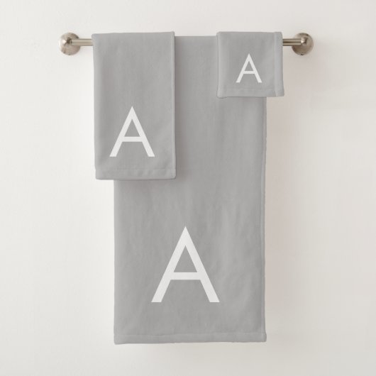 Monogramme éditable moderne sur gris argenté (En situation)