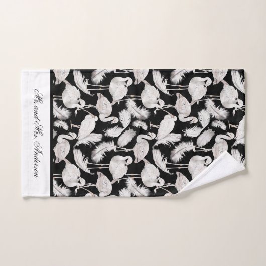 Monogramme Élégant Script Black White Swan Feather (Serviette à main)