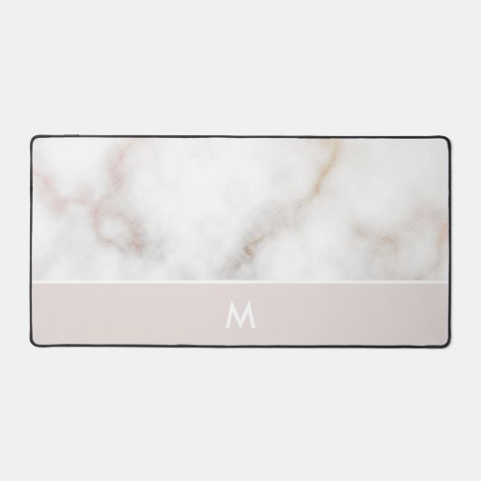 Monogramme en marbre rose et or poussiéreux (Recto)
