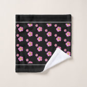 Monogramme et belles fleurs roses sur fond noir (Gant de toilette)