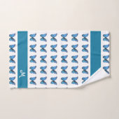 Monogramme et motif papillon bleu sur fond blanc (Serviette à main)