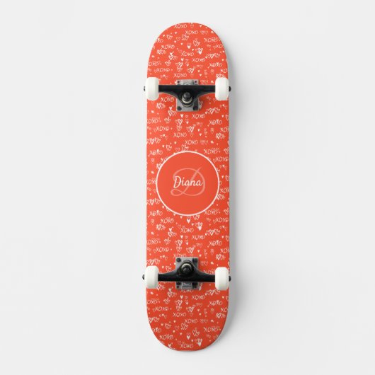 Monogramme et nom du skateboard féminin (Recto)