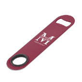 Monogramme et nom personnalisés de garçon d'honneu (Devant angulaire)