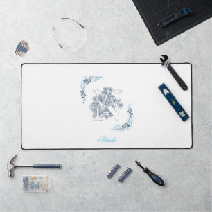Monogramme floral bleu "N" serein