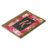 Monogramme floral de style de vieux livre de (Côté gauche)