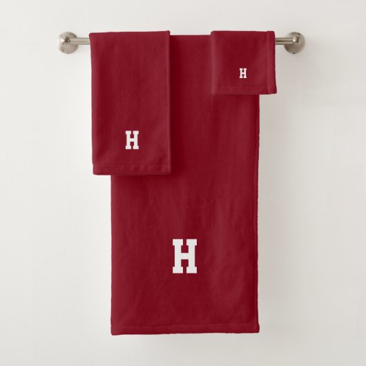 Monogramme H sur cramoisi (En situation)