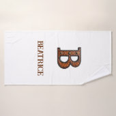 Monogramme Initial en Cuir Outilé Occidental B (Serviette de bain)