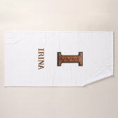 Monogramme Initial en Cuir Outilé Occidental I (Serviette de bain)