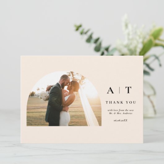 Monogramme Moderne 3 Photo Merci    (Debout devant)