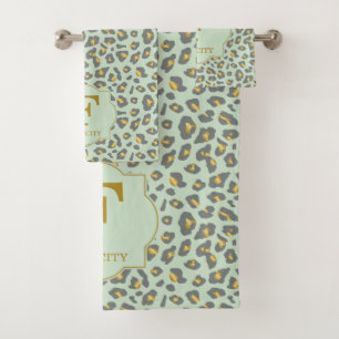 Monogramme Motif Leopard Mint Or Moderne