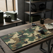 Monogramme numérique de camouflage militaire vert