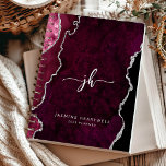Monogramme personnalisé Bourgogne Argent Agate 202<br><div class="desc">Cet élégant planificateur 2025 présente un design d'agate d'aquarelle rouge bordeaux et orné d'une fausse parties scintillant argentée. Personnalisez-le avec ses initiales monogrammes en écriture gris argent tendance,  avec son nom et l'année en sans serif font.</div>