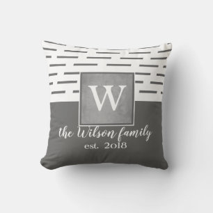 monogramme personnalisé coussin gris et blanc