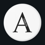 Monogramme personnalisé et aimant de nom<br><div class="desc">Monogramme personnalisé et cadeau de nom caractéristiques monogramme personnalisé et nom dans le style de police serif classique. Parfait comme cadeaux de fête des pères pour papa,  cadeaux pour les groomsmen et pour toute occasion spéciale.</div>