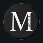 Monogramme personnalisé et aimant de nom<br><div class="desc">Monogramme personnalisé et cadeau de nom caractéristiques monogramme personnalisé et nom dans le style de police serif classique. Parfait comme cadeaux de fête des pères pour papa,  cadeaux pour les groomsmen et pour toute occasion spéciale.</div>