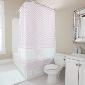 Monogramme Première rayures rose clair rideau de d (En situation)