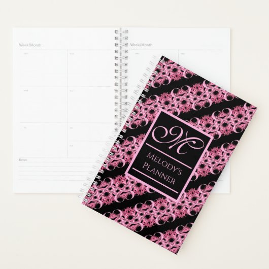 Monogramme Sur Couvre Douce Fractée Rose Et Noire (Devant avec enveloppe)