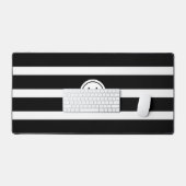 Monogramme sur fond rayé noir et blanc (Clavier et souris)