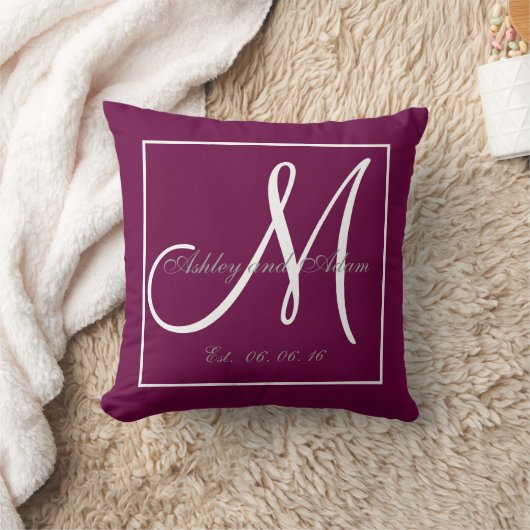 Monogramme violet de vin Mariage Keepsaké Coussin (Couverture)