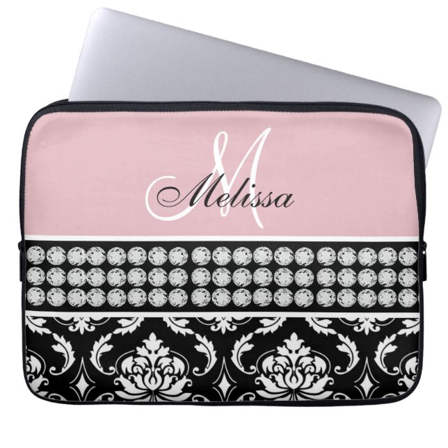 Monogrammed Black Damask Printed Diamonds Pink Laptop Sleeve (Voorkant)