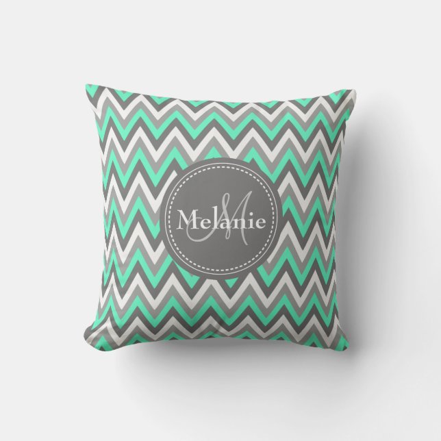 Monogrammed Blue & Gray Chevron Pattern Kussen (Voorkant)