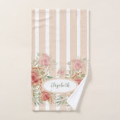 Monogrammed Blush Floral Victoriaans Waterverf Bad Handdoek (Handdoek)