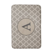 Monogrammed Brown Pattern Bath Mat (Voorkant Verticaal)