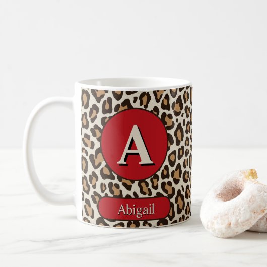 Monogrammed Cheetah Print en Cherry Red Mok (Met donut)