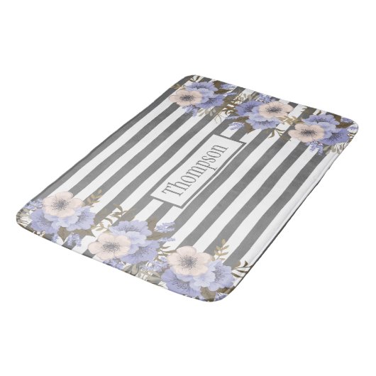 Monogrammed dusty blue matching-strepen badmat (Gekanteld)