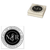 Monogrammed familienaam retour adres circulair rubberstempel (Gestempeld)