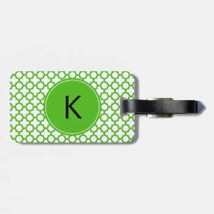 Monogrammed Kelly Green Quatrefoil Pattern Bagagelabel