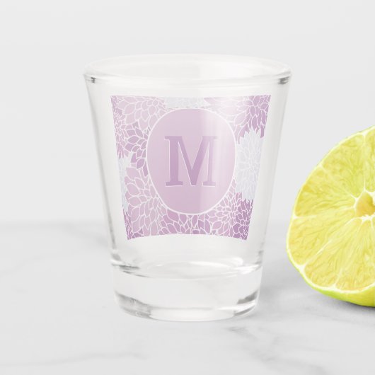 Monogrammed Paarse Floral Pattern Shot Glas (Achterkant)