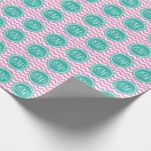 Monogrammed Pink en Blauwgroen Chevron Custom Cadeaupapier (Hoek)