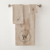 Monogrammed Rustic Wood Texture Elegant Script Bad Handdoek (Insitu)