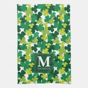 Monogrammed St. Patrick's Day Shamrocks Theedoek