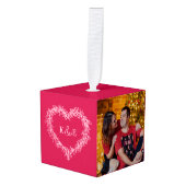 Monogrammed stellen rode mistletoe hartfoto kubus ornament (Voorkant hoekig)