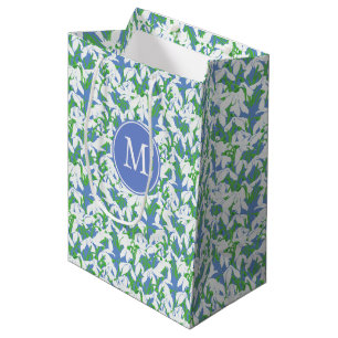 Monogrammed White Snowdruppels op Soft Blue Medium Cadeauzakje